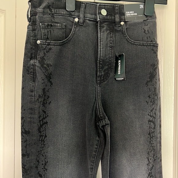 NWT Express Slim Ankle Straight Jeans Super High Rise Snakeprint Detail - Picture 2 of 5